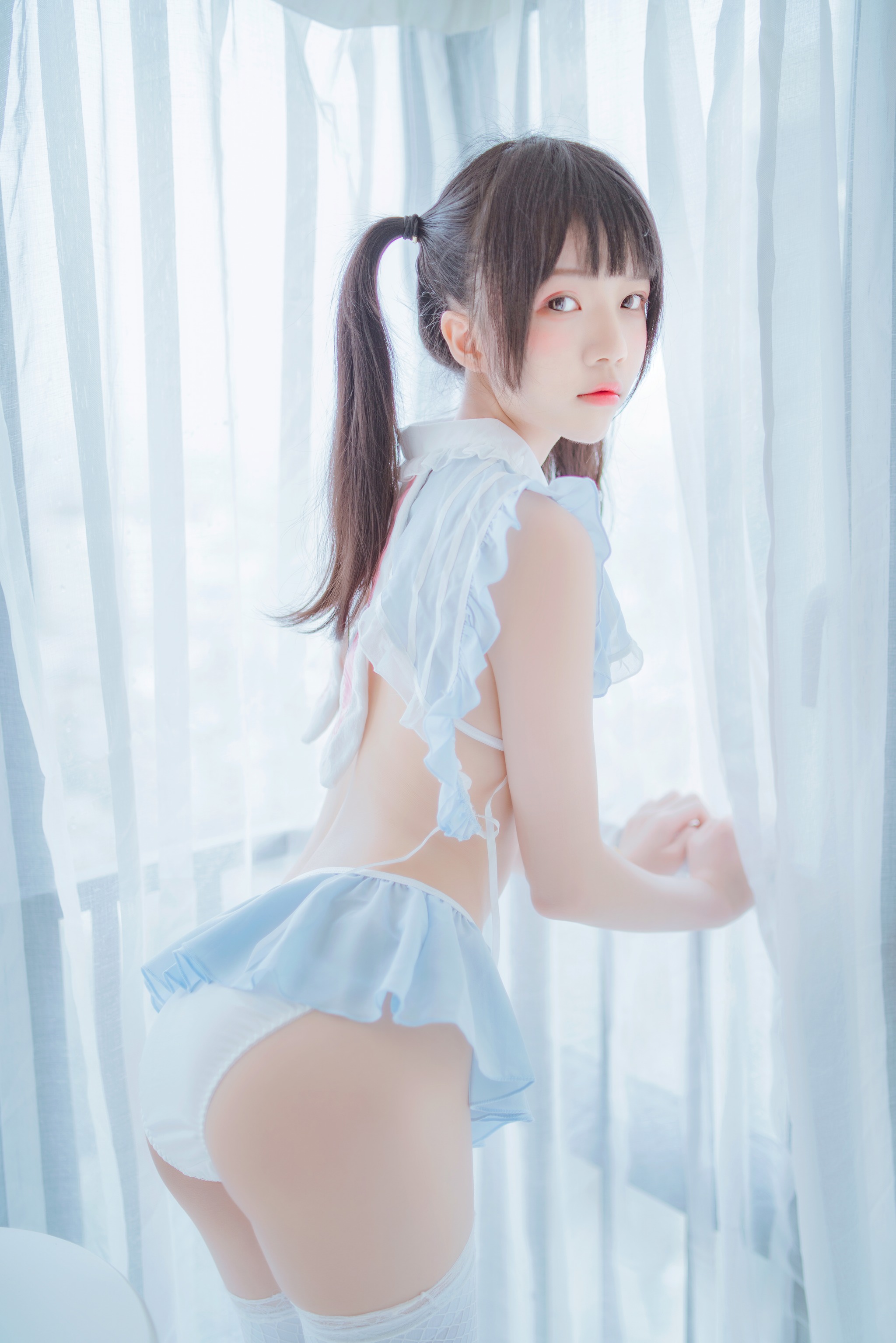 桜桃喵 - NO.053 爱丽丝的兔子 [76P]-XikXak